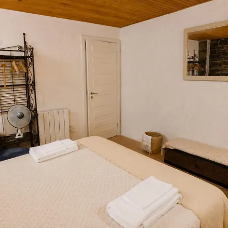 Casas De Xisto Mogadouro (Braganca)