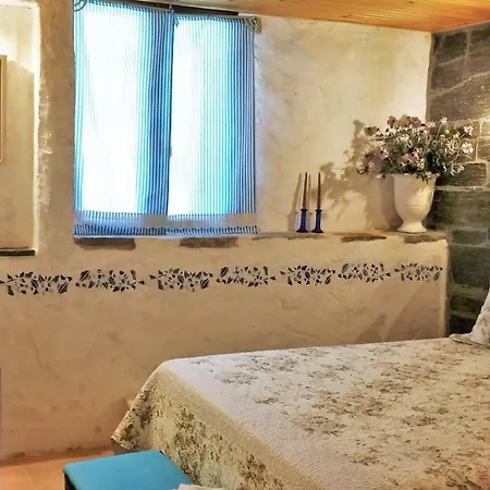 Casas De Xisto * Mogadouro (Braganca)