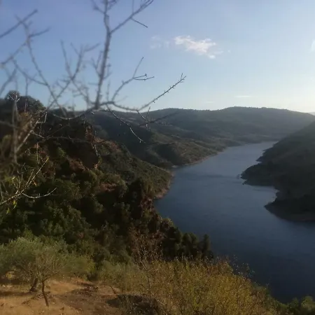 Alojamento de Turismo Rural Casas De Xisto *
